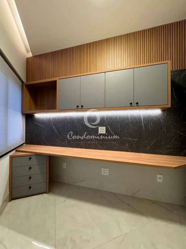 Casa de Condomínio com 4 quartos à venda, 273m² — foto 10 de 52