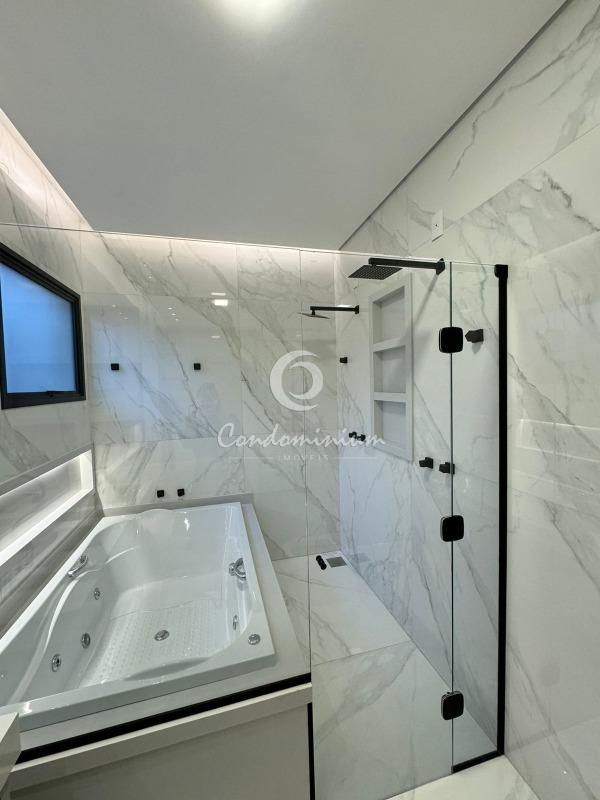Casa de Condomínio com 4 quartos à venda, 273m² — foto 15 de 52