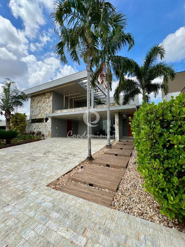 Casa de Condomínio com 3 quartos à venda, 374m² — foto 1 de 52