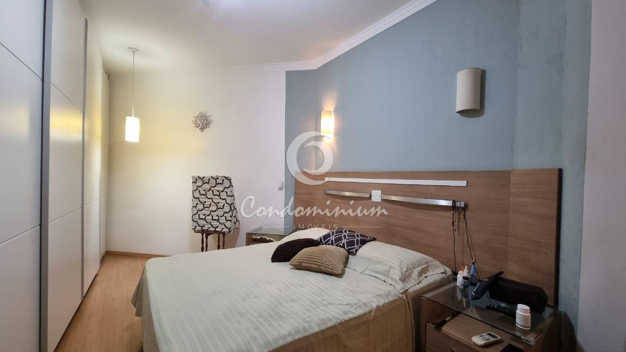 Casa de Condomínio com 3 quartos à venda, 226m² — foto 18 de 27