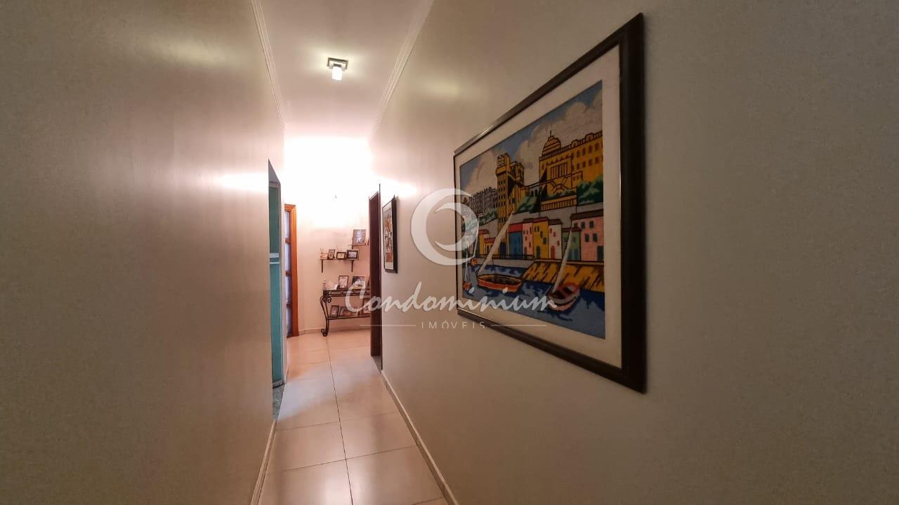 Casa de Condomínio com 3 quartos à venda, 226m² — foto 19 de 27