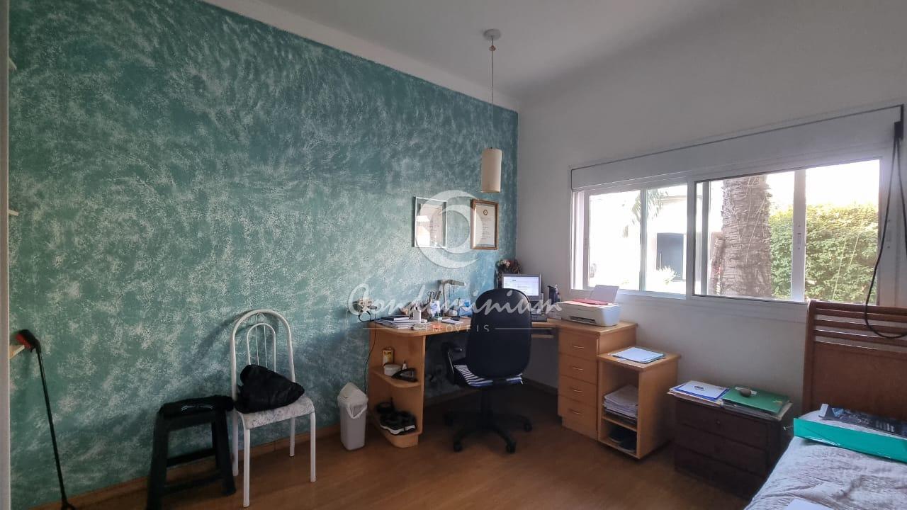 Casa de Condomínio com 3 quartos à venda, 226m² — foto 16 de 27