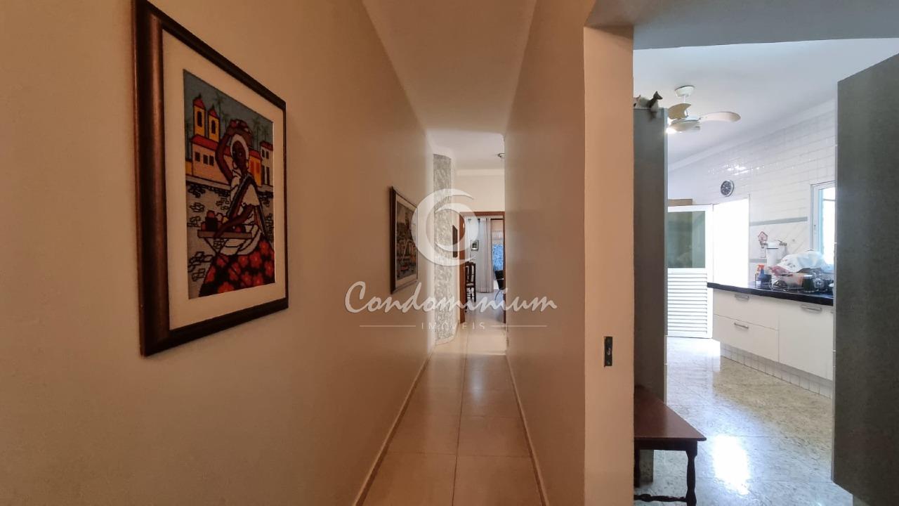 Casa de Condomínio com 3 quartos à venda, 226m² — foto 6 de 27