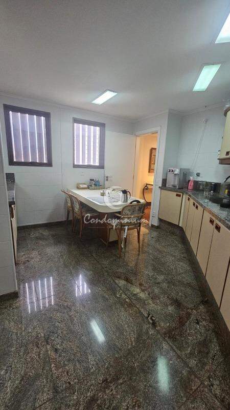 Apartamento com 3 quartos à venda, 343m² — foto 17 de 30