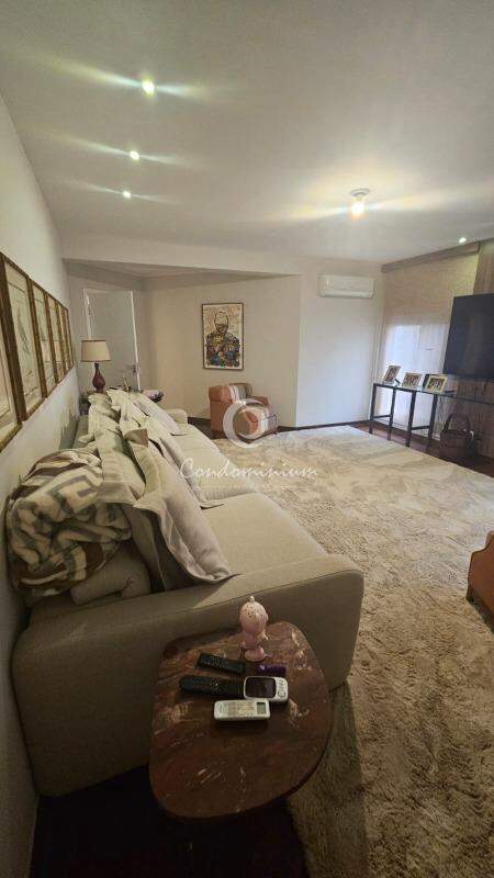 Apartamento com 3 quartos à venda, 343m² — foto 11 de 30