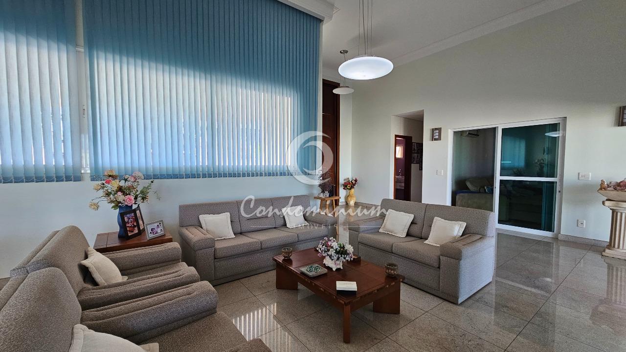 Casa de Condomínio com 4 quartos à venda, 459m² — foto 4 de 37