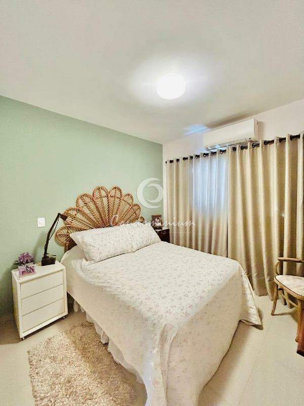 Casa de Condomínio com 3 quartos à venda, 182m² — foto 21 de 33