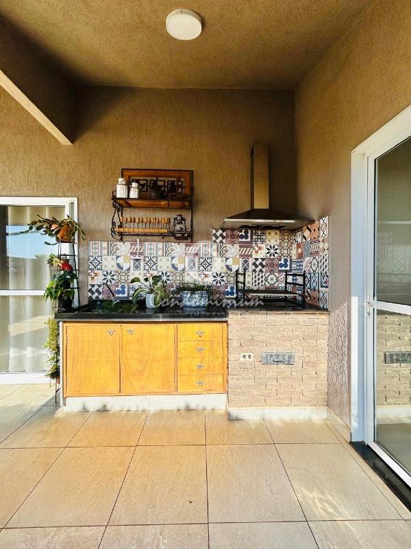 Casa de Condomínio com 3 quartos à venda, 182m² — foto 9 de 33