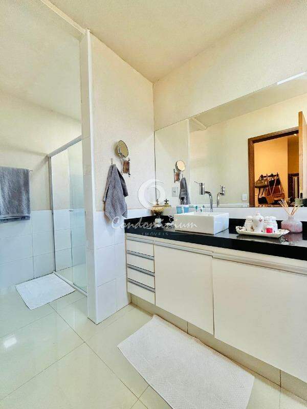 Casa de Condomínio com 3 quartos à venda, 182m² — foto 26 de 33