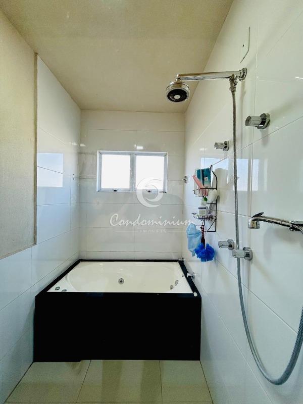 Casa de Condomínio com 3 quartos à venda, 182m² — foto 24 de 33