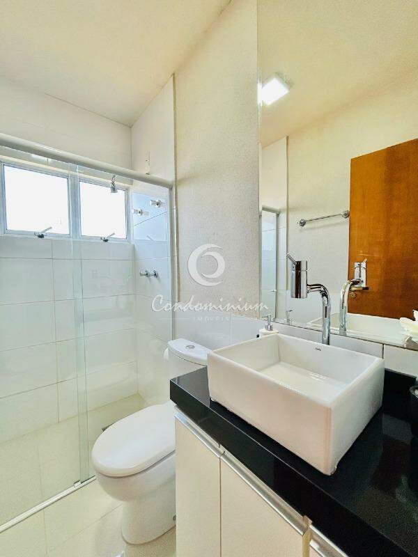 Casa de Condomínio com 3 quartos à venda, 182m² — foto 25 de 33