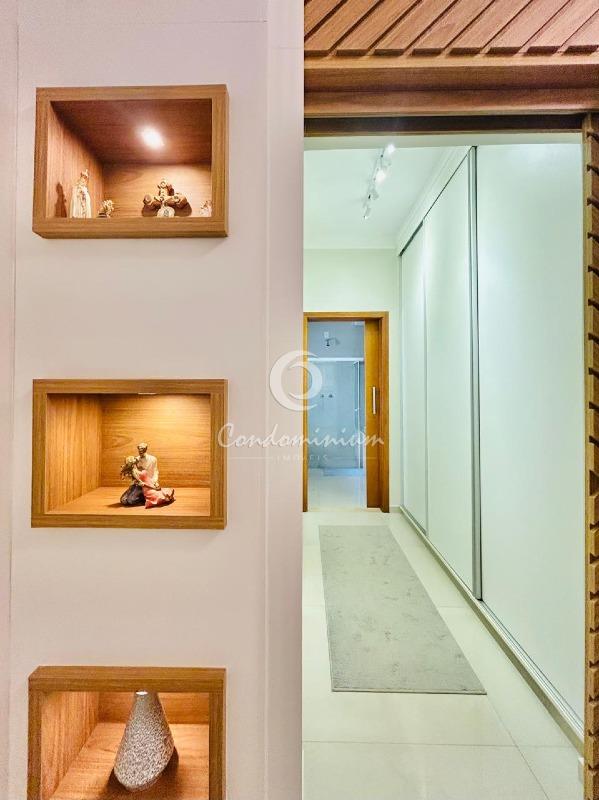 Casa de Condomínio com 3 quartos à venda, 217m² — foto 15 de 19