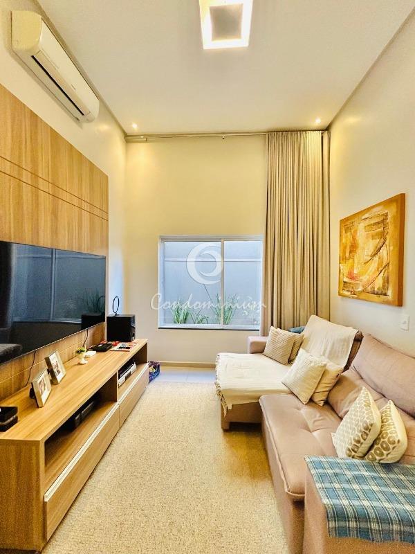 Casa de Condomínio com 3 quartos à venda, 217m² — foto 3 de 19