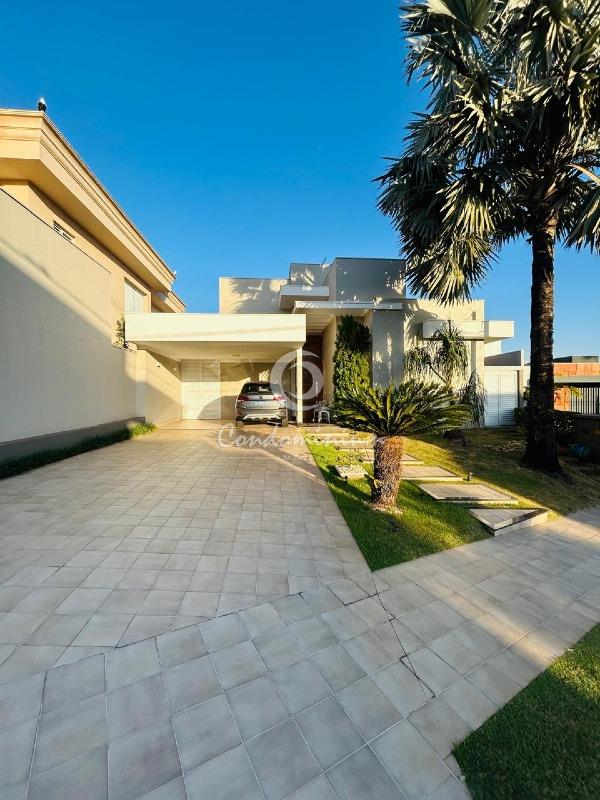 Casa de Condomínio com 3 quartos à venda, 217m² — foto 1 de 19