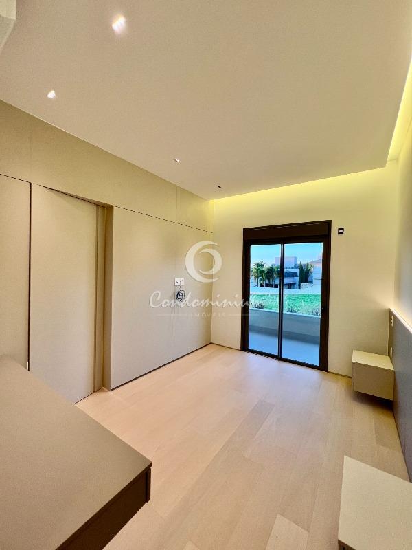 Casa de Condomínio com 4 quartos à venda, 400m² — foto 21 de 55