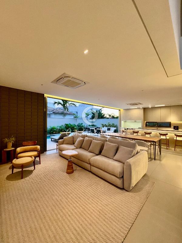 Casa de Condomínio com 4 quartos à venda, 400m² — foto 10 de 55