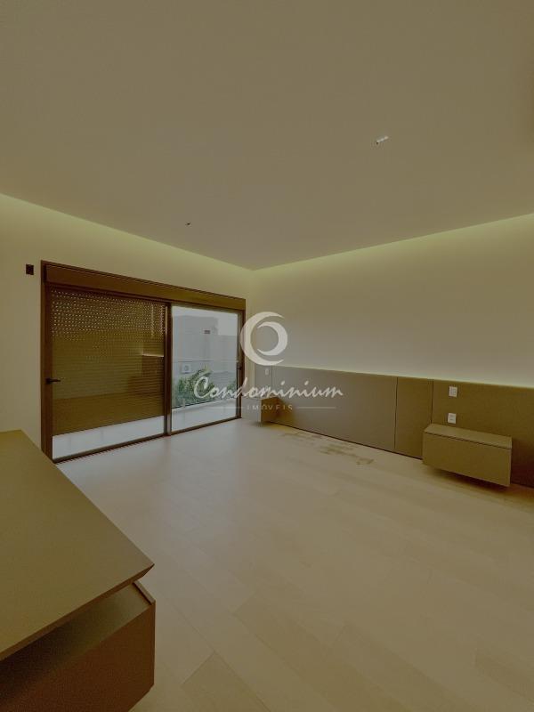 Casa de Condomínio com 4 quartos à venda, 400m² — foto 26 de 55