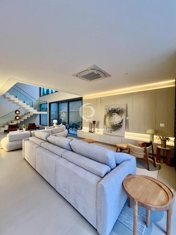 Casa de Condomínio com 4 quartos à venda, 400m² — foto 11 de 55