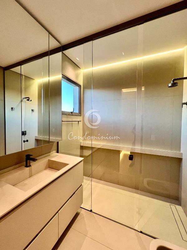 Casa de Condomínio com 4 quartos à venda, 400m² — foto 23 de 55