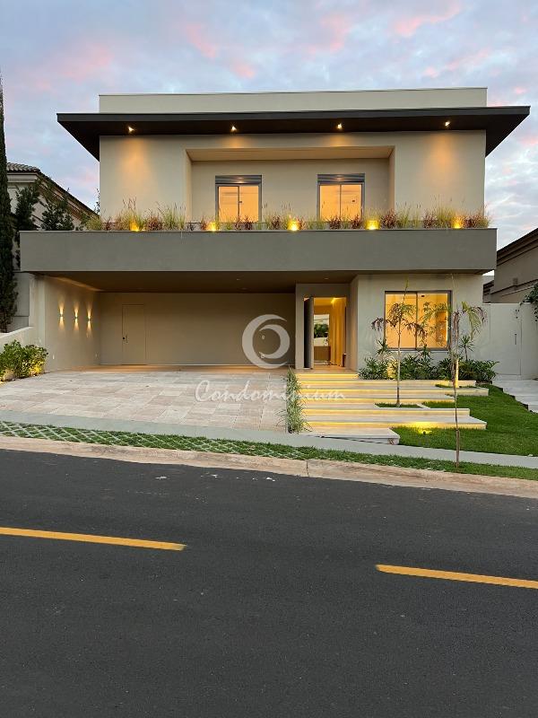 Casa de Condomínio com 4 quartos à venda, 400m² — foto 2 de 55