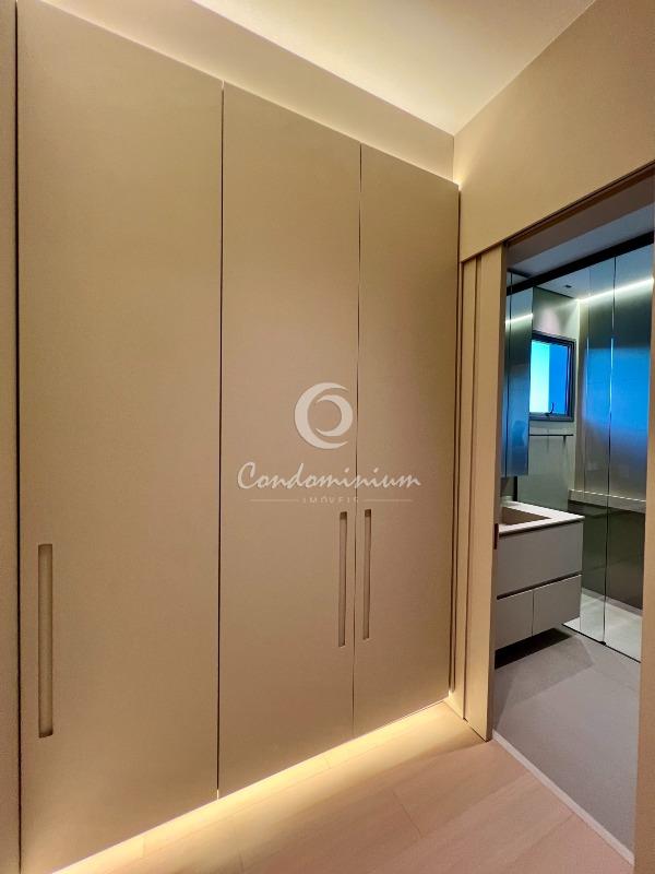 Casa de Condomínio com 4 quartos à venda, 400m² — foto 22 de 55