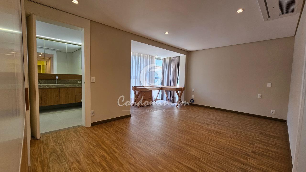 Apartamento com 3 quartos à venda, 256m² — foto 21 de 27
