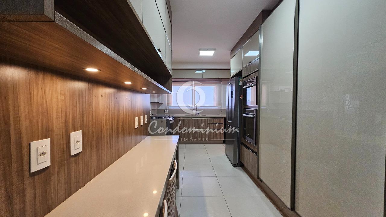 Apartamento com 3 quartos à venda, 174m² — foto 10 de 28