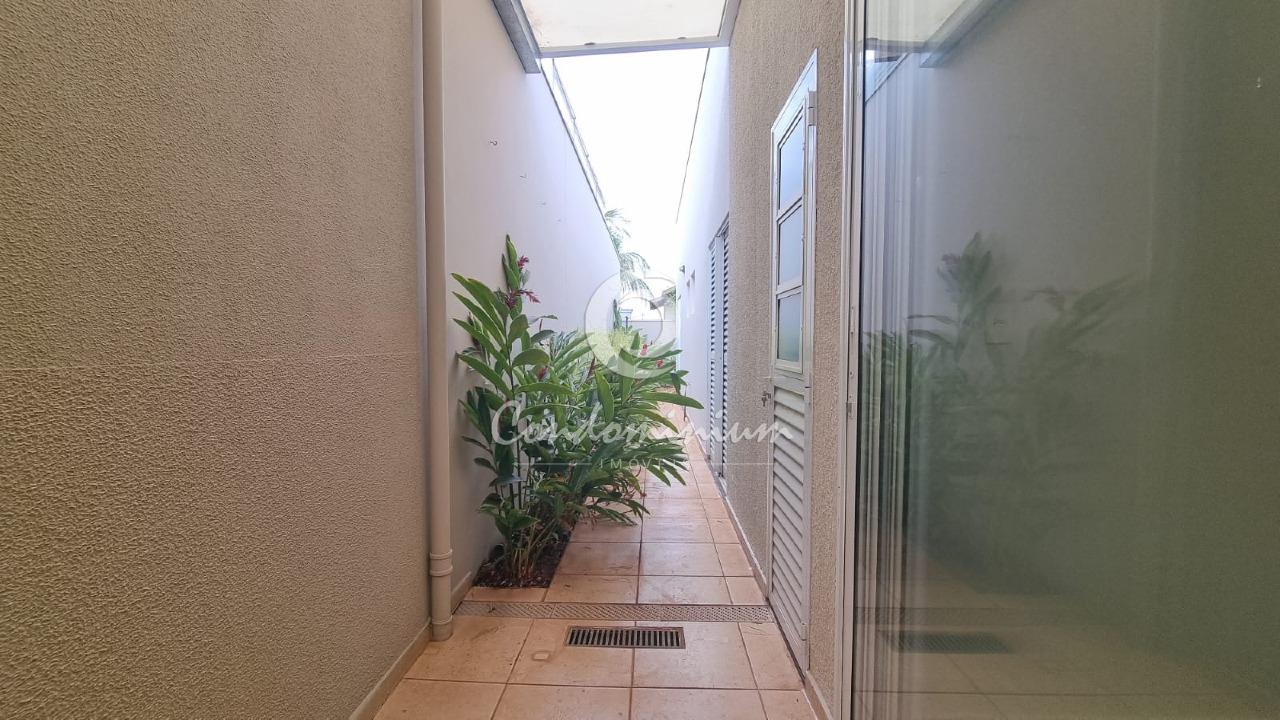 Casa de Condomínio com 3 quartos à venda, 223m² — foto 27 de 36