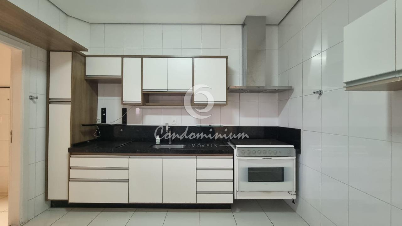 Casa de Condomínio com 3 quartos à venda, 223m² — foto 16 de 36