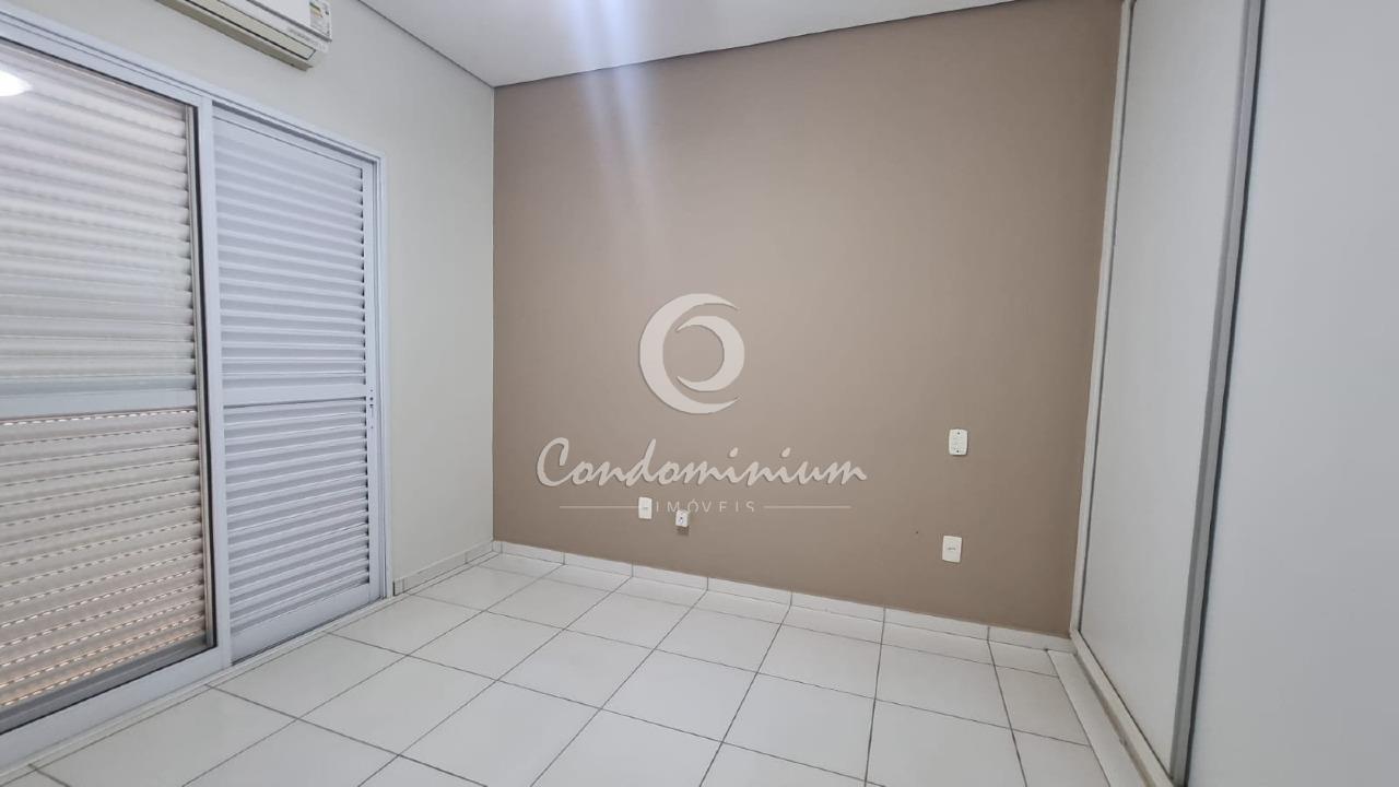 Casa de Condomínio com 3 quartos à venda, 223m² — foto 22 de 36