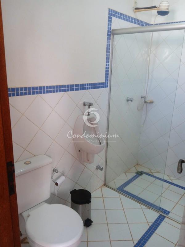 Casa com 3 quartos à venda, 260m² — foto 13 de 15