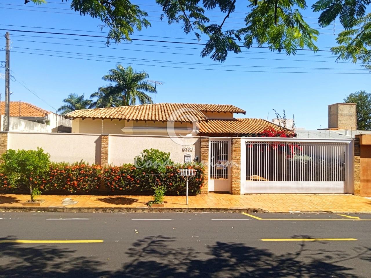 Casa com 3 quartos à venda, 260m² — foto 1 de 15