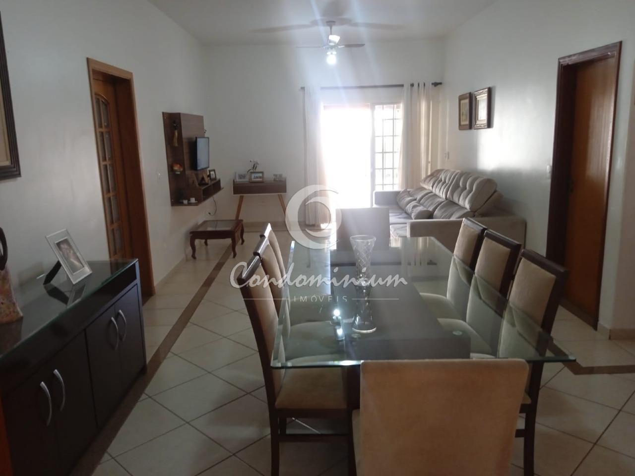 Casa com 3 quartos à venda, 260m² — foto 7 de 15