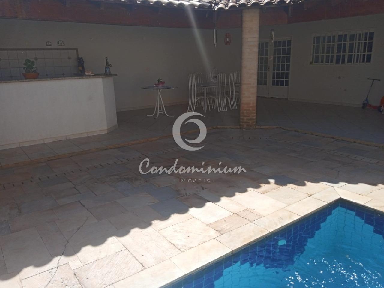 Casa com 3 quartos à venda, 260m² — foto 14 de 15