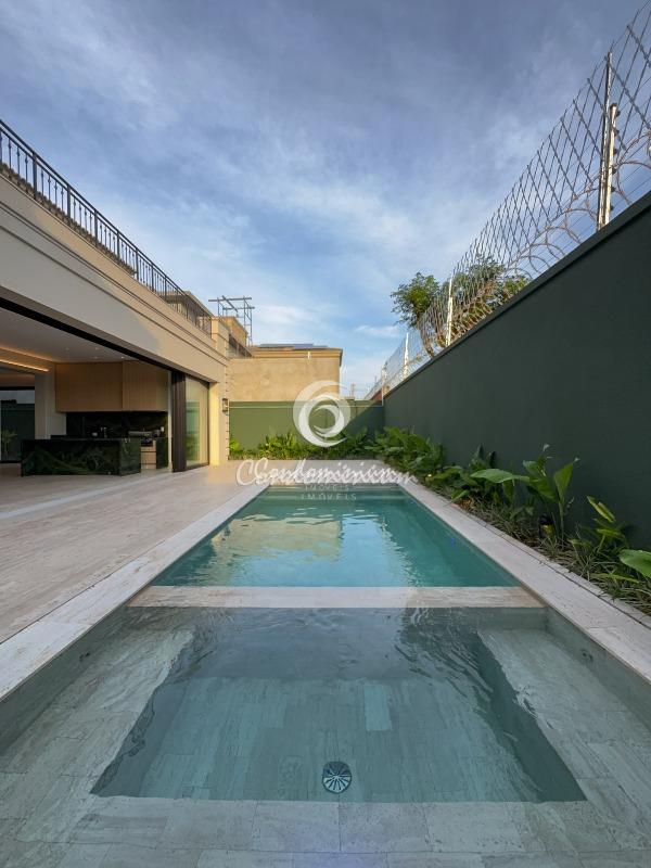 Casa de Condomínio com 4 quartos à venda, 426m² — foto 17 de 40