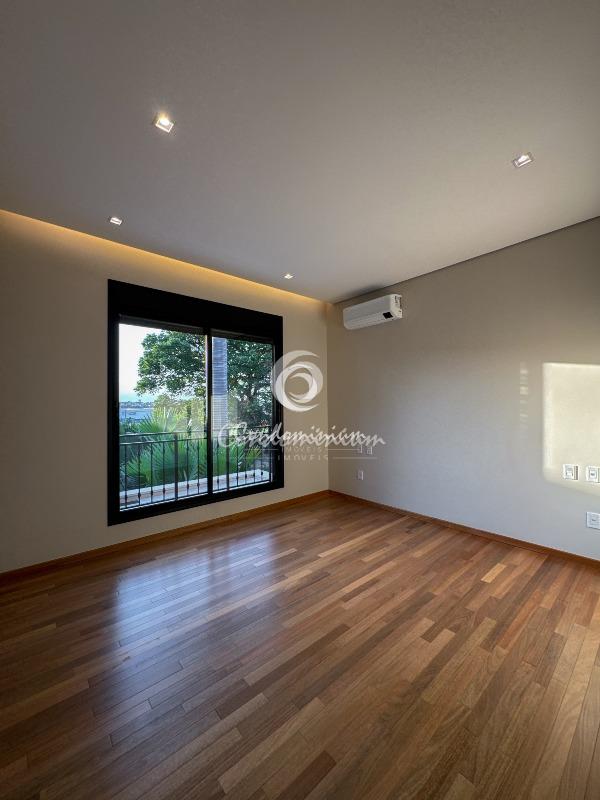 Casa de Condomínio com 4 quartos à venda, 426m² — foto 28 de 40