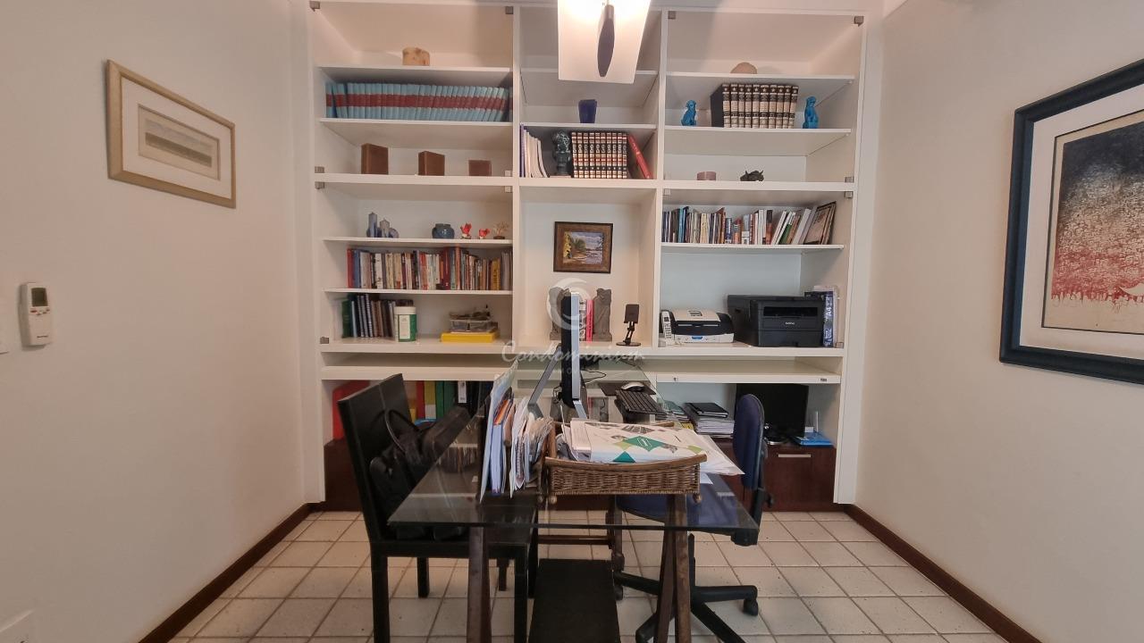 Casa de Condomínio  à venda, 369m² — foto 17 de 59