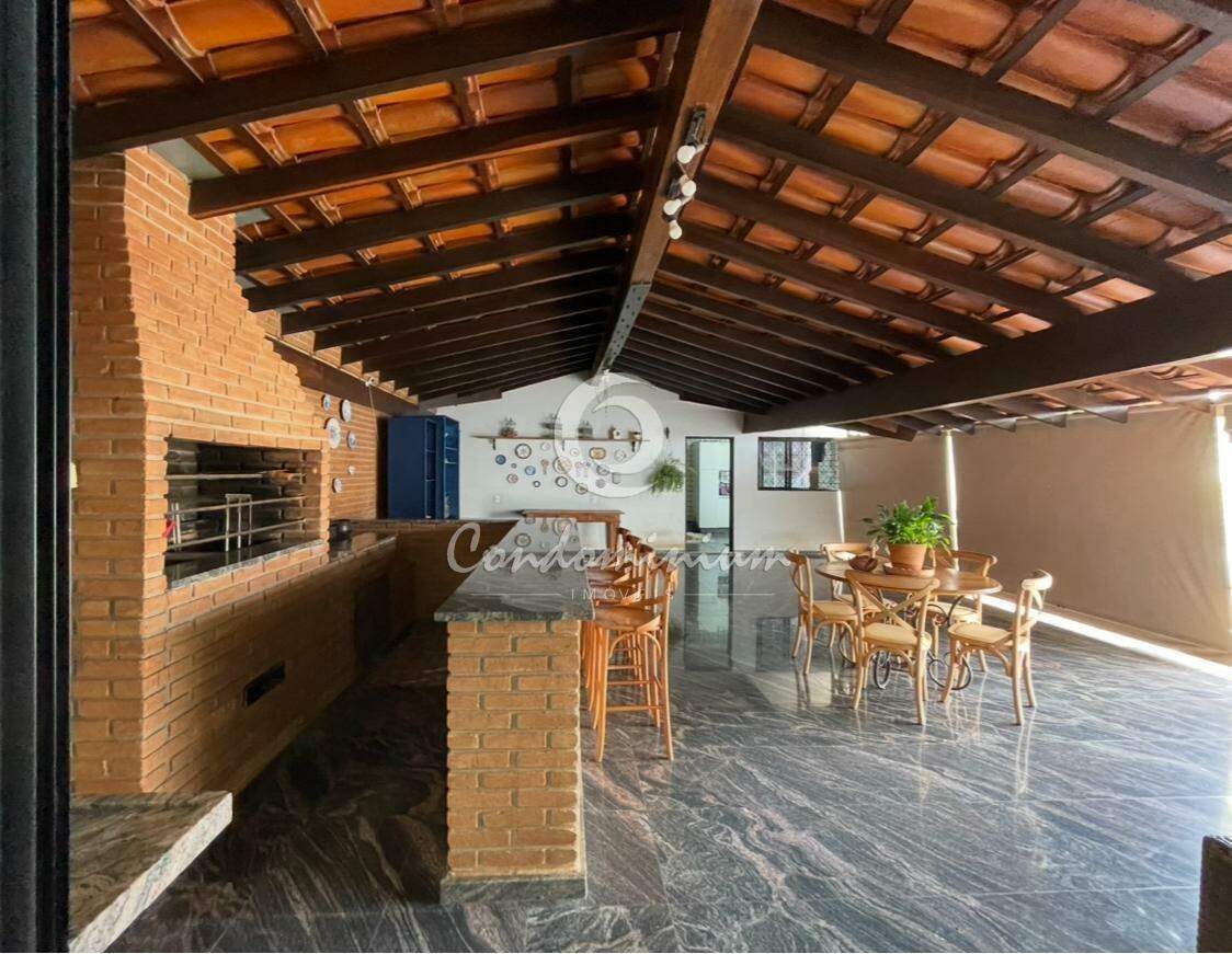 Casa  à venda, 402m² — foto 1 de 25