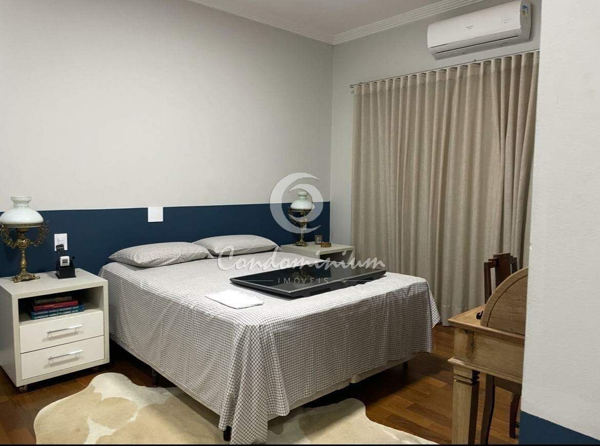 Casa  à venda, 402m² — foto 23 de 25
