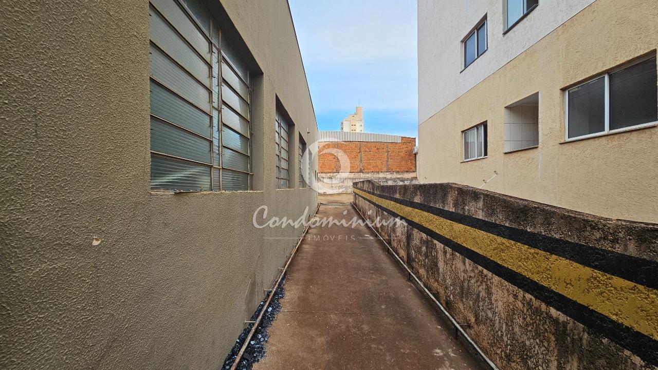 Imóvel Comercial  à venda, 568m² — foto 24 de 28