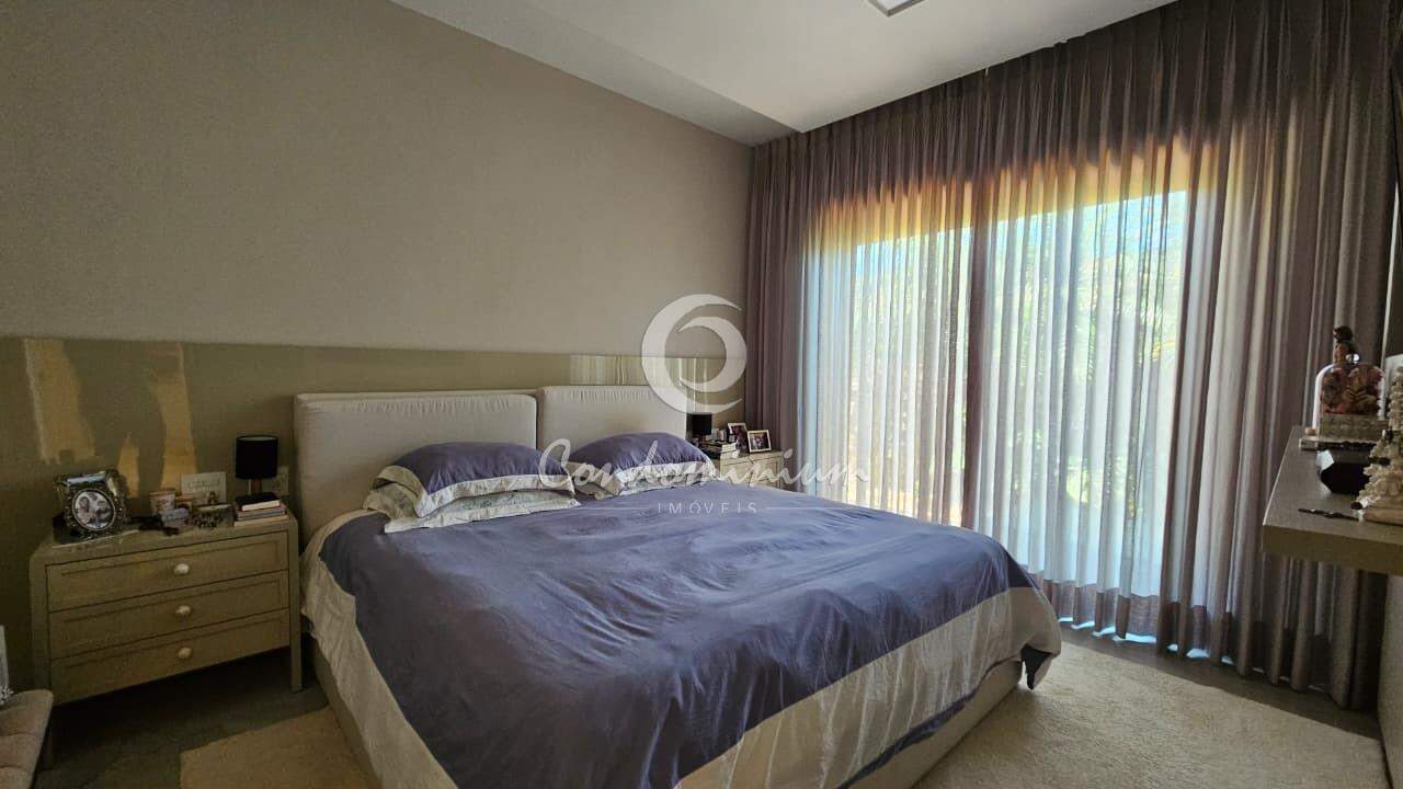 Casa de Condomínio com 4 quartos à venda, 340m² — foto 15 de 41