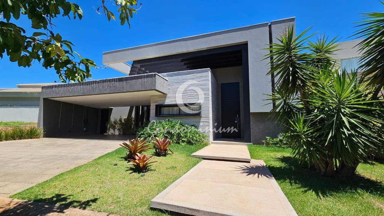 Casa de Condomínio com 4 quartos à venda, 340m² — foto 1 de 41