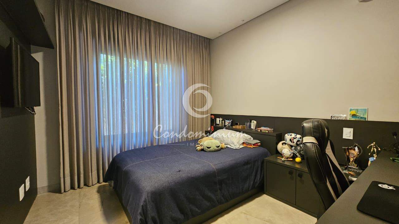 Casa de Condomínio com 4 quartos à venda, 340m² — foto 13 de 41
