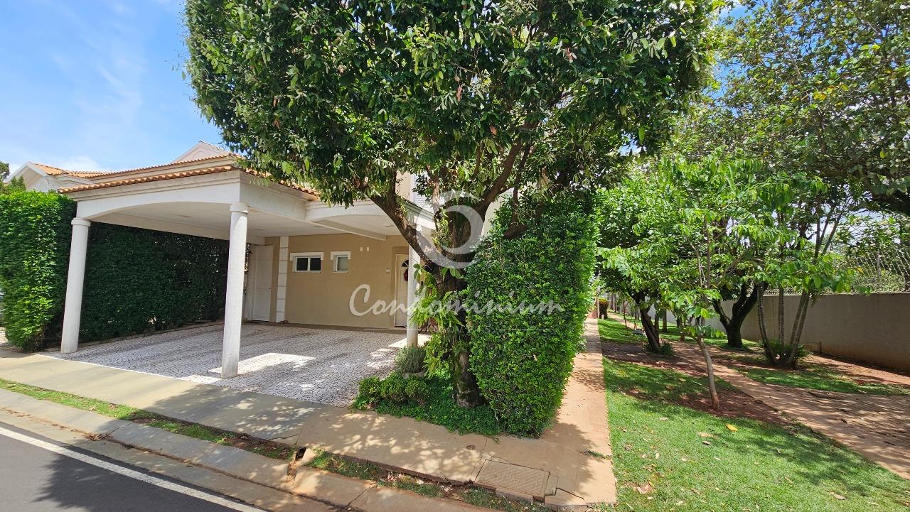Casa de Condomínio com 3 quartos à venda, 260m² — foto 2 de 30