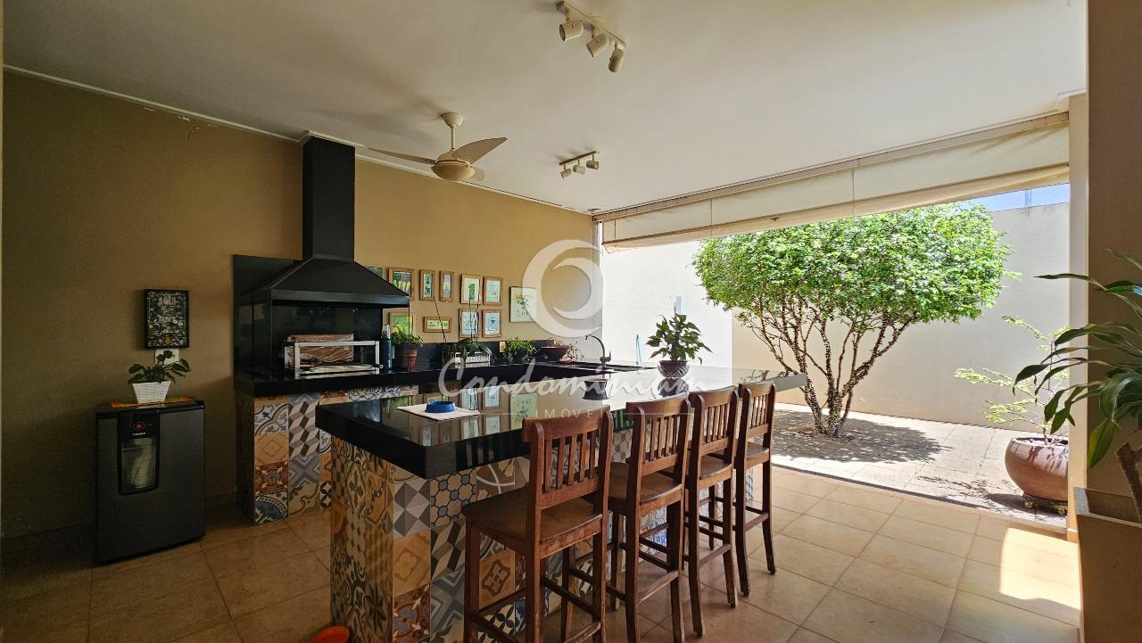 Casa de Condomínio com 3 quartos à venda, 260m² — foto 11 de 30