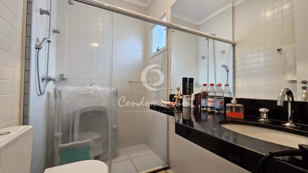 Casa de Condomínio com 3 quartos à venda, 260m² — foto 18 de 30