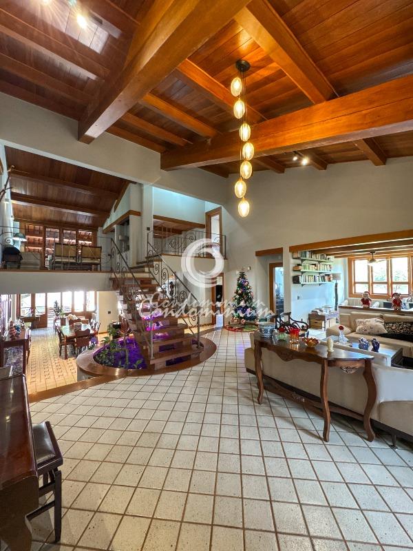 Casa com 5 quartos à venda, 700m² — foto 4 de 30