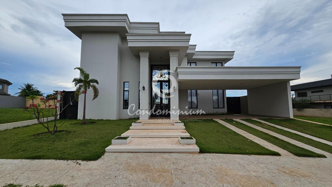 Casa de Condomínio com 4 quartos à venda, 400m² — foto 1 de 52
