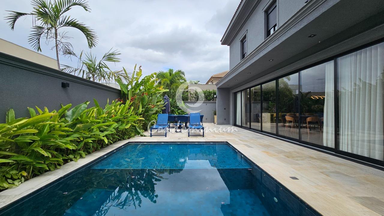 Casa de Condomínio com 5 quartos à venda, 450m² — foto 1 de 55