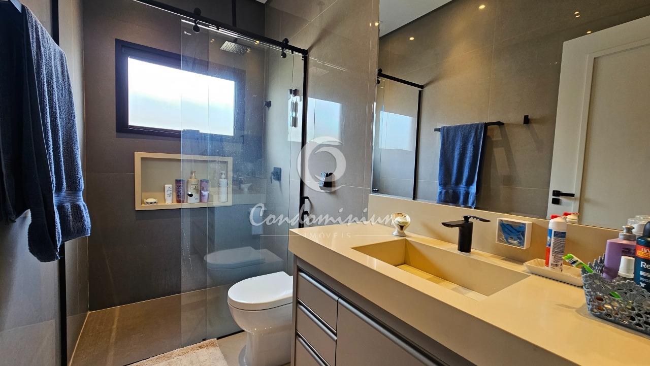 Casa de Condomínio com 5 quartos à venda, 450m² — foto 25 de 55